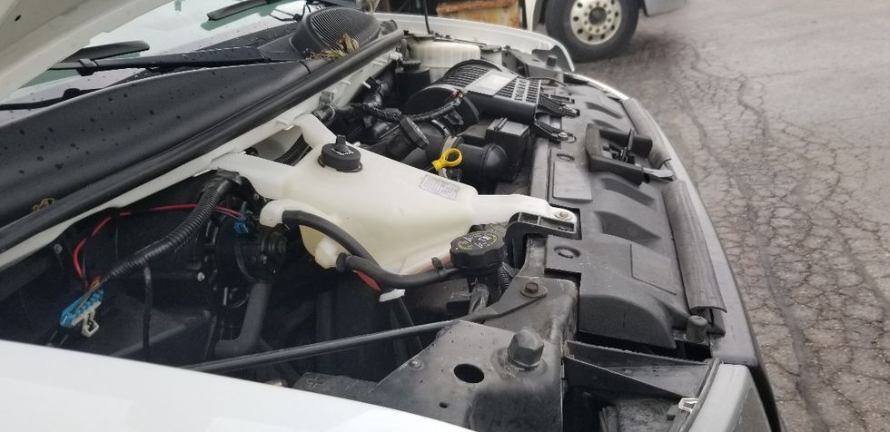 Light Duty Box Truck-Light and Medium Duty Trucks-GMC-2019-Savana G33903-Mississauga-ON-202,351\n\t\tkm-$ 29,750 - Image 23