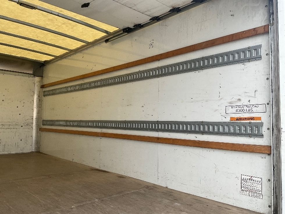 Light Duty Box Truck-Light and Medium Duty Trucks-GMC-2019-Savana G33903-Moberly-MO-112,888\n\t\tmiles-$ 27,750 - Image 12