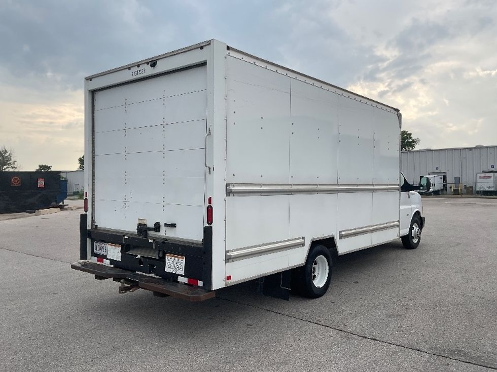 Light Duty Box Truck-Light and Medium Duty Trucks-GMC-2019-Savana G33903-Moberly-MO-112,888\n\t\tmiles-$ 27,750 - Image 13