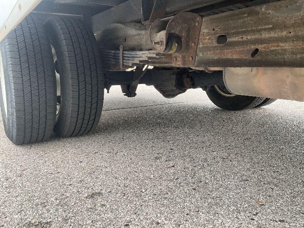 Light Duty Box Truck-Light and Medium Duty Trucks-GMC-2019-Savana G33903-Moberly-MO-112,888\n\t\tmiles-$ 27,750 - Image 14