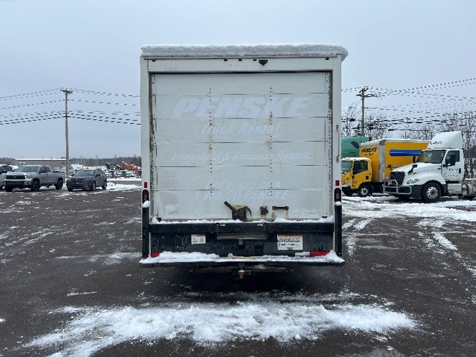 Light Duty Box Truck-Light and Medium Duty Trucks-GMC-2019-Savana G33903-Moncton-NB-205,176\n\t\tkm-$ 31,000 - Image 7