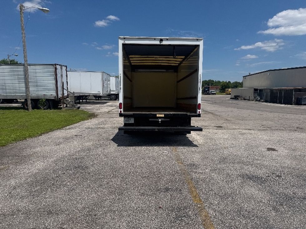 Light Duty Box Truck-Light and Medium Duty Trucks-GMC-2019-Savana G33903-Nashville (Mount Juliet)-TN-24,058\n\t\tmiles-$ 34,250 - Image 8