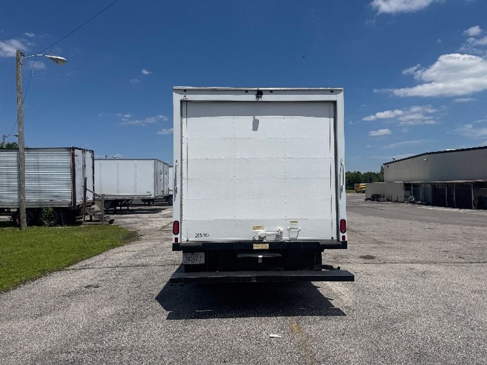 Light Duty Box Truck-Light and Medium Duty Trucks-GMC-2019-Savana G33903-Nashville (Mount Juliet)-TN-24,058\n\t\tmiles-$ 34,250 - Image 7