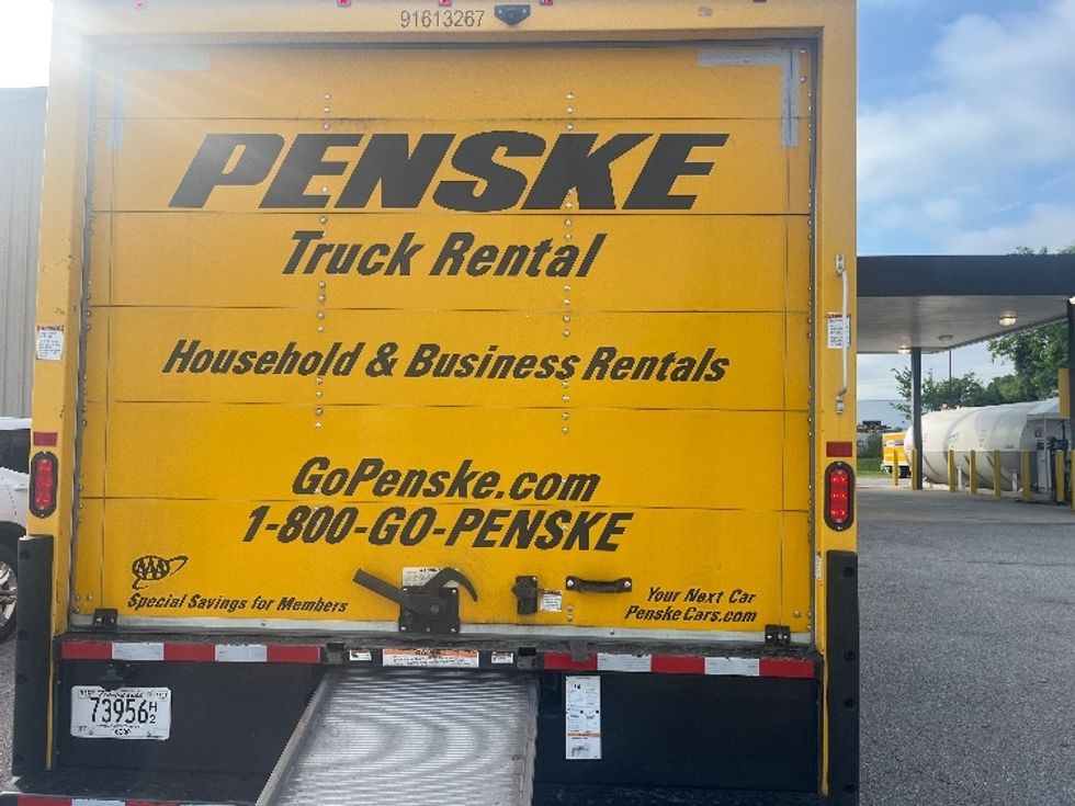 Light Duty Box Truck-Light and Medium Duty Trucks-GMC-2019-Savana G33903-Nashville (Mount Juliet)-TN-92,837\n\t\tmiles-$ 25,750 - Image 7
