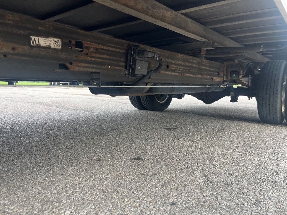 Light Duty Box Truck-Light and Medium Duty Trucks-GMC-2019-Savana G33903-Nashville (Mount Juliet)-TN-92,837\n\t\tmiles-$ 25,750 - Image 5