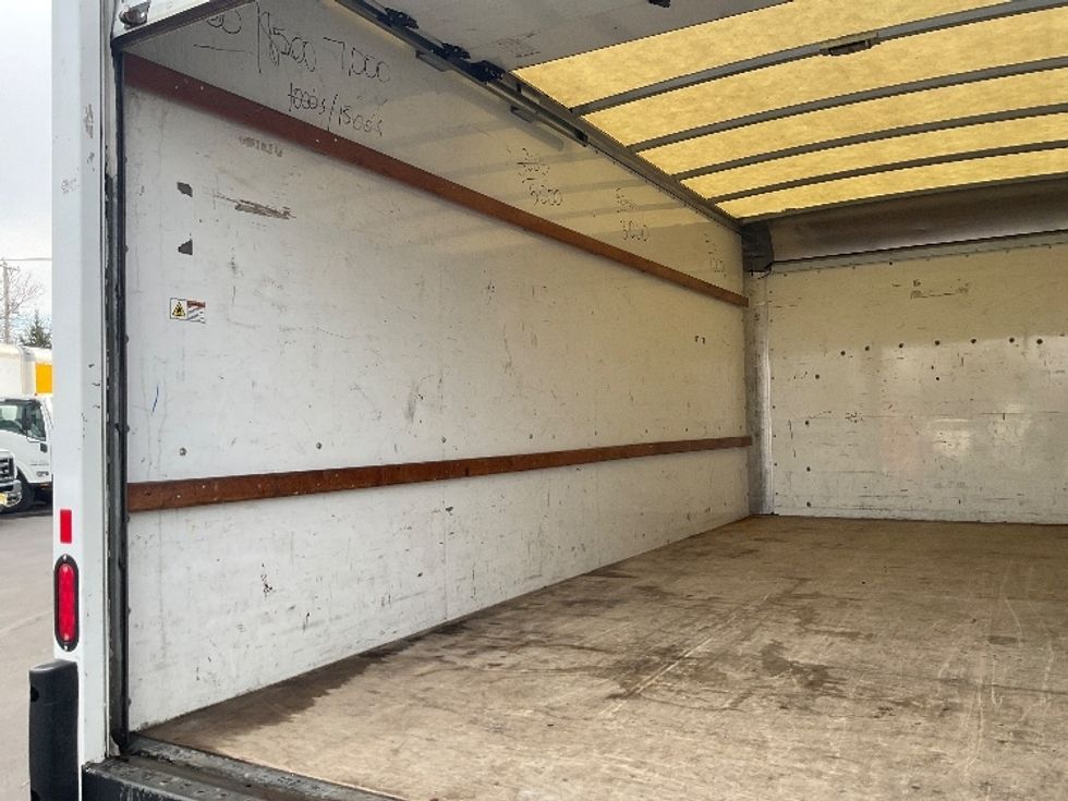 Light Duty Box Truck-Light and Medium Duty Trucks-GMC-2019-Savana G33903-New Castle-DE-103,942\n\t\tmiles-$ 29,250 - Image 11