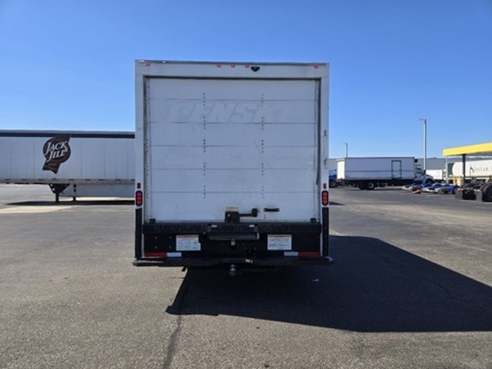 Light Duty Box Truck-Light and Medium Duty Trucks-GMC-2019-Savana G33903-New Castle-DE-103,942\n\t\tmiles-$ 29,250 - Image 7