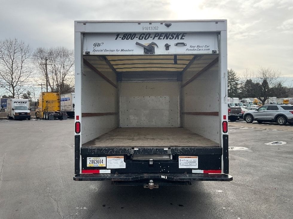 Light Duty Box Truck-Light and Medium Duty Trucks-GMC-2019-Savana G33903-New Castle-DE-103,942\n\t\tmiles-$ 29,250 - Image 8