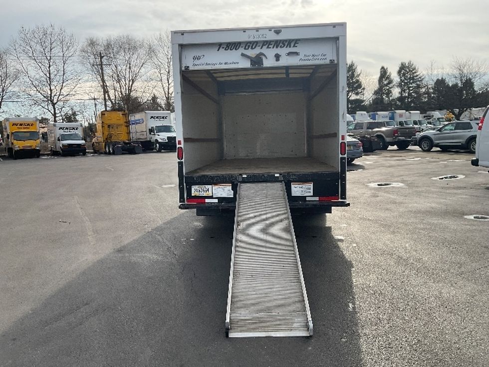 Light Duty Box Truck-Light and Medium Duty Trucks-GMC-2019-Savana G33903-New Castle-DE-103,942\n\t\tmiles-$ 29,250 - Image 9