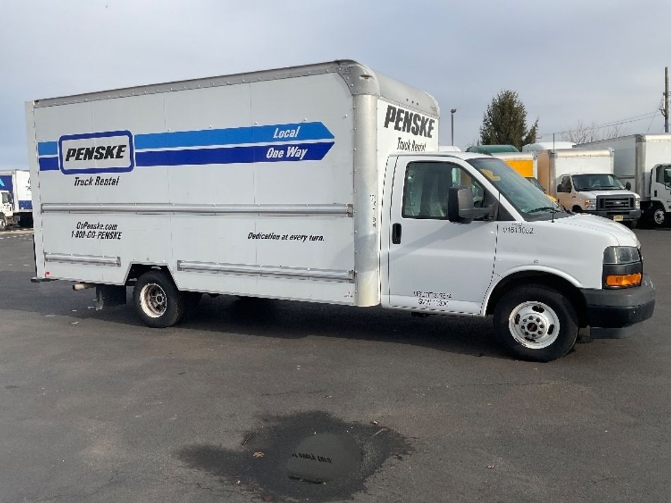 Light Duty Box Truck-Light and Medium Duty Trucks-GMC-2019-Savana G33903-New Castle-DE-81,249\n\t\tmiles-$ 29,750 - Image 15