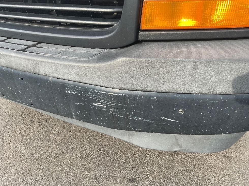 Light Duty Box Truck-Light and Medium Duty Trucks-GMC-2019-Savana G33903-New Castle-DE-81,249\n\t\tmiles-$ 29,750 - Image 27