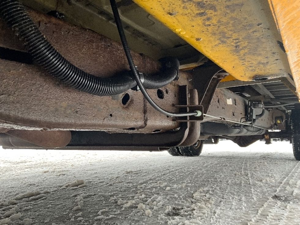 Light Duty Box Truck-Light and Medium Duty Trucks-GMC-2019-Savana G33903-Ottawa-ON-162,242\n\t\tkm-$ 30,750 - Image 5