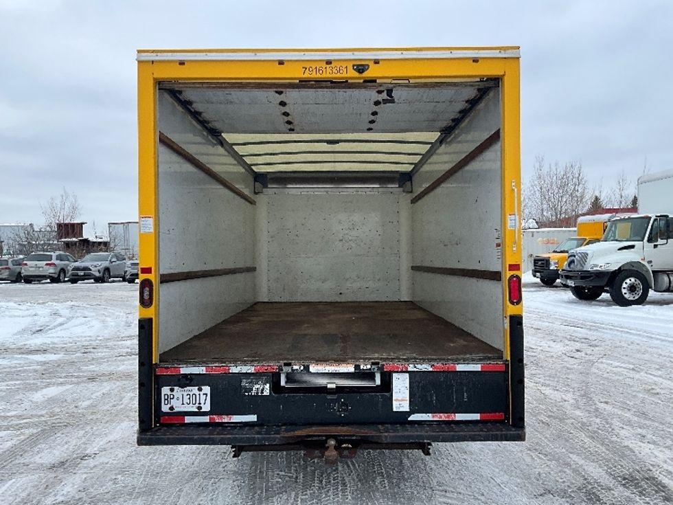 Light Duty Box Truck-Light and Medium Duty Trucks-GMC-2019-Savana G33903-Ottawa-ON-162,242\n\t\tkm-$ 30,750 - Image 8