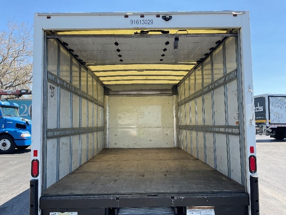 Light Duty Box Truck-Light and Medium Duty Trucks-GMC-2019-Savana G33903-Saint Petersburg-FL-93,655\n\t\tmiles-$ 28,500 - Image 7