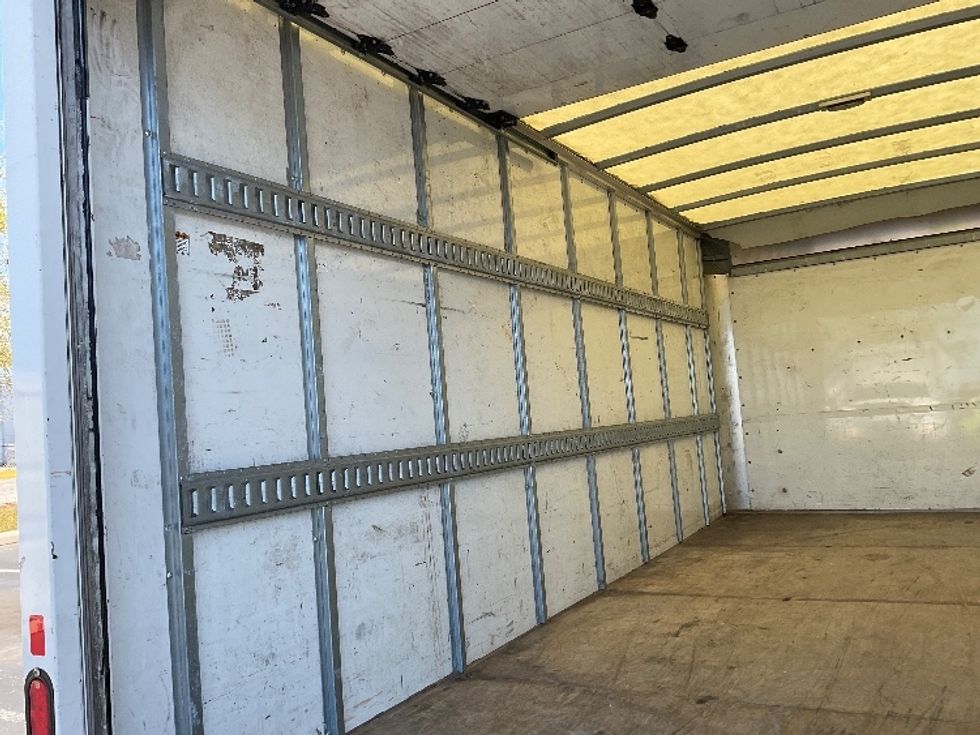 Light Duty Box Truck-Light and Medium Duty Trucks-GMC-2019-Savana G33903-Saint Petersburg-FL-93,655\n\t\tmiles-$ 28,500 - Image 9