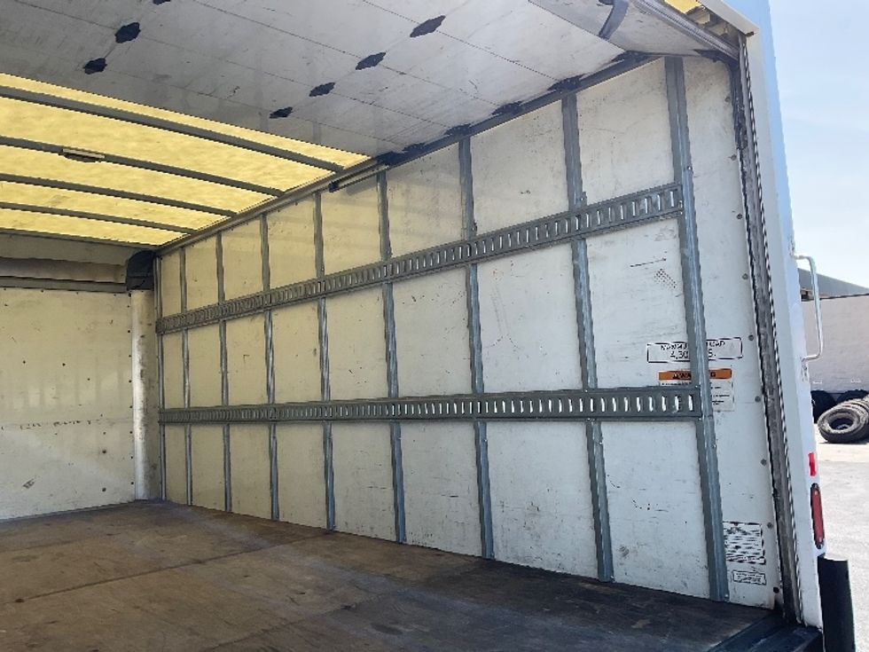 Light Duty Box Truck-Light and Medium Duty Trucks-GMC-2019-Savana G33903-Saint Petersburg-FL-93,655\n\t\tmiles-$ 28,500 - Image 10