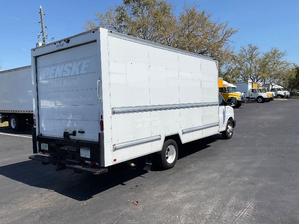 Light Duty Box Truck-Light and Medium Duty Trucks-GMC-2019-Savana G33903-Saint Petersburg-FL-93,655\n\t\tmiles-$ 28,500 - Image 11
