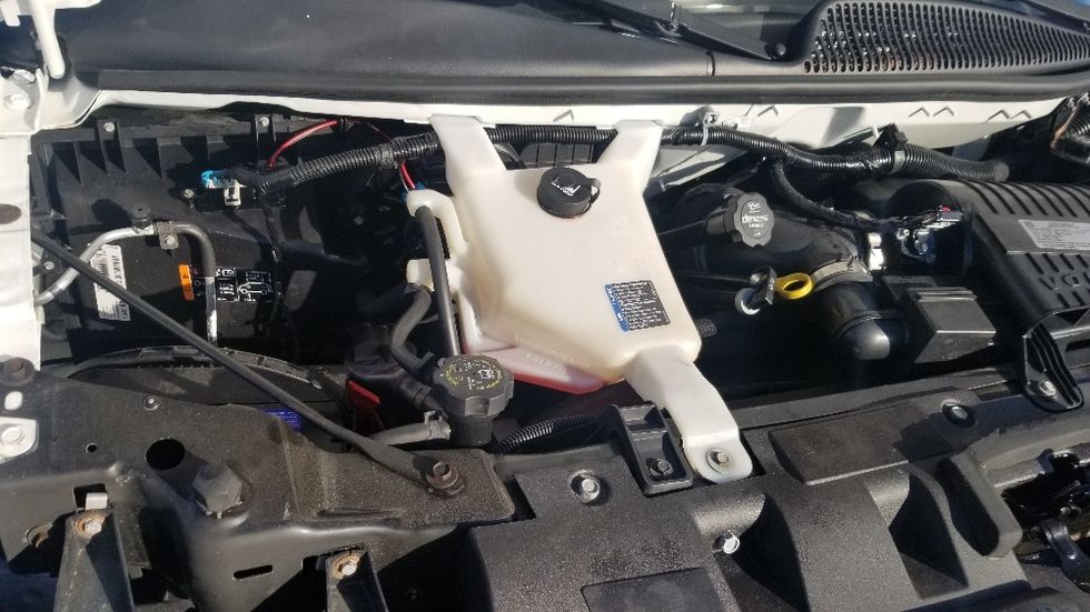 Light Duty Box Truck-Light and Medium Duty Trucks-GMC-2019-Savana G33903-Toronto-ON-183,391\n\t\tkm-$ 33,000 - Image 23