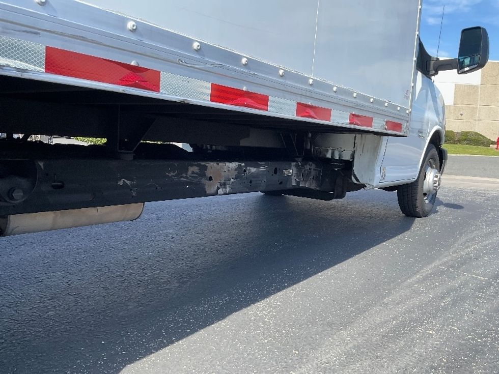 Light Duty Box Truck-Light and Medium Duty Trucks-GMC-2019-Savana G33903-Torrance-CA-44,488\n\t\tmiles-$ 31,500 - Image 14