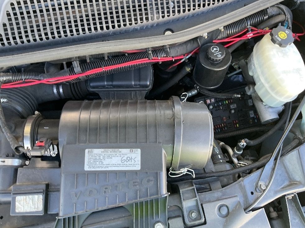 Light Duty Box Truck-Light and Medium Duty Trucks-GMC-2019-Savana G33903-Torrance-CA-44,488\n\t\tmiles-$ 31,500 - Image 24