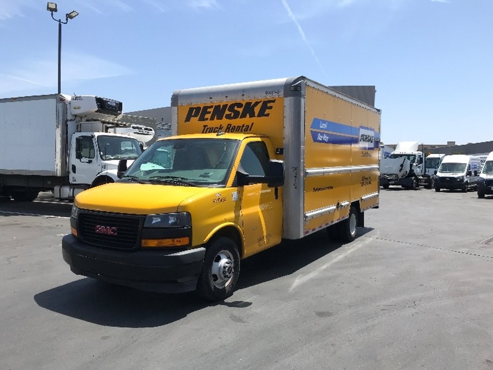 Used GMC Light Duty Box Trucks for Sale in CA Penske Used Trucks