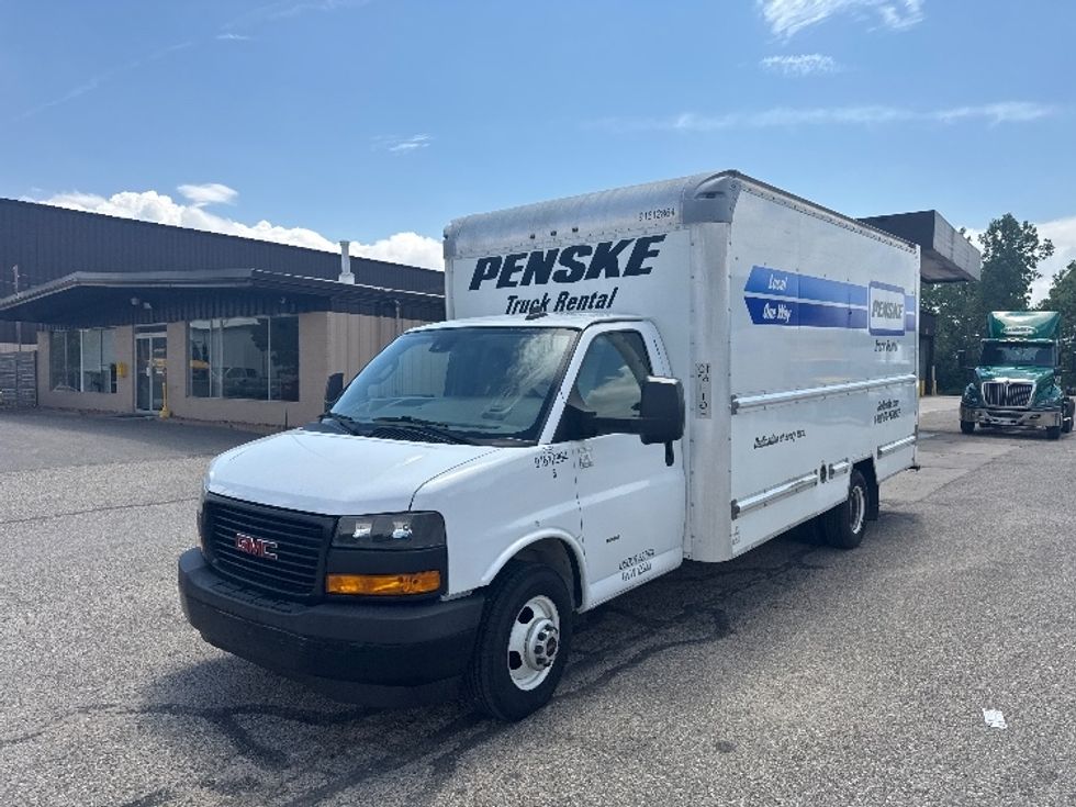 Light Duty Box Truck-Light and Medium Duty Trucks-GMC-2019-Savana G33903-Traverse City-MI-80,785\n\t\tmiles-$ 27,500 - Image 3