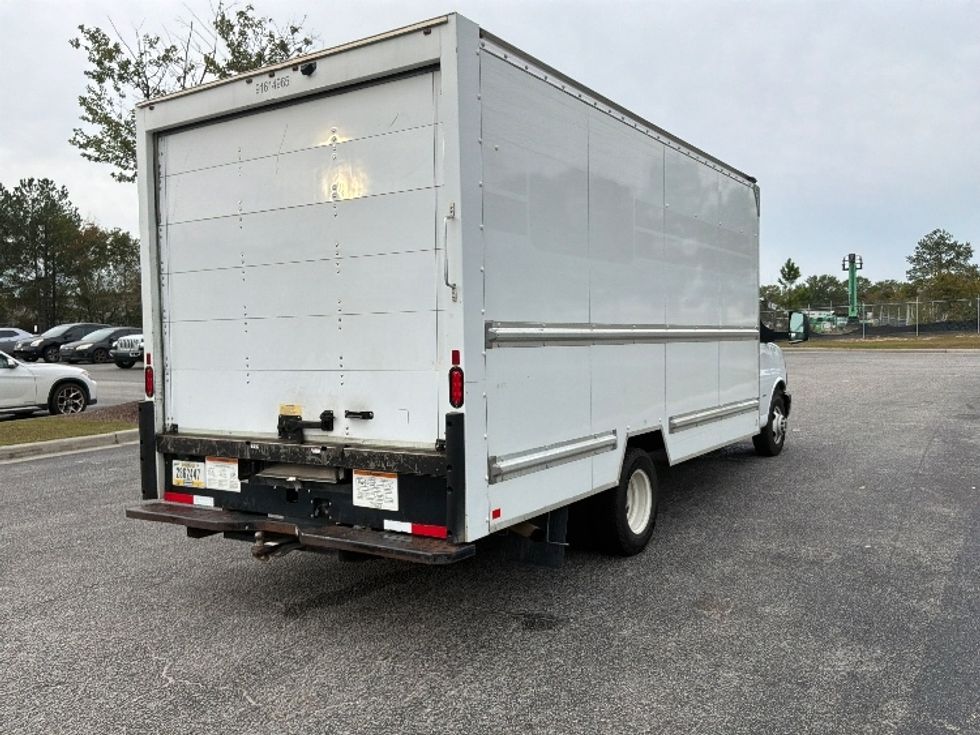 Light Duty Box Truck-Light and Medium Duty Trucks-GMC-2019-Savana G33903-West Columbia-SC-83,626\n\t\tmiles-$ 28,750 - Image 13