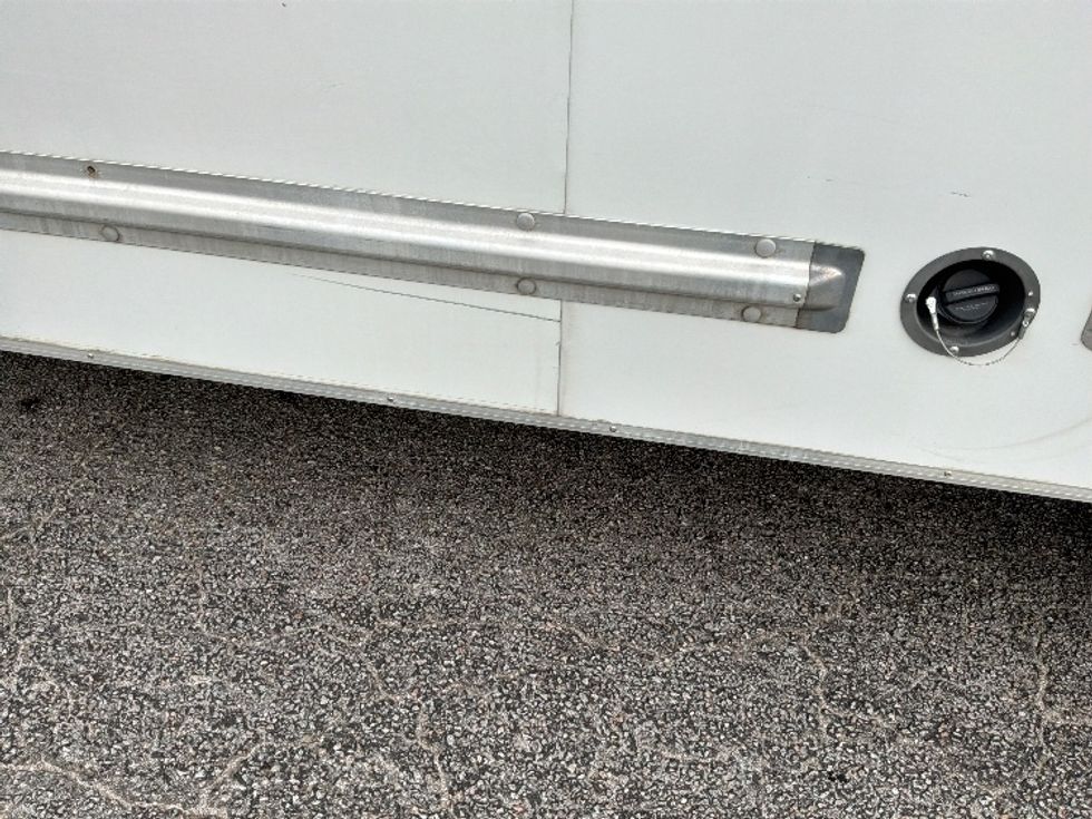 Light Duty Box Truck-Light and Medium Duty Trucks-GMC-2019-Savana G33903-West Columbia-SC-83,626\n\t\tmiles-$ 28,750 - Image 29