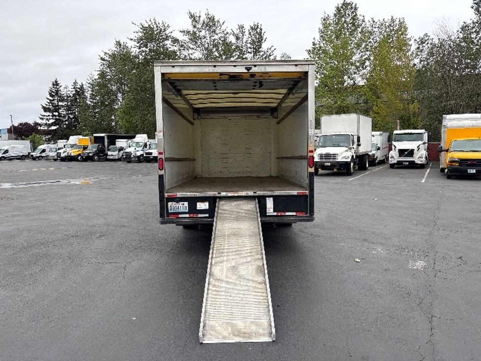 Light Duty Box Truck-Light and Medium Duty Trucks-GMC-2019-Savana SAVANA-Kent-WA-169,933\n\t\tmiles-$ 13,500 - Image 9