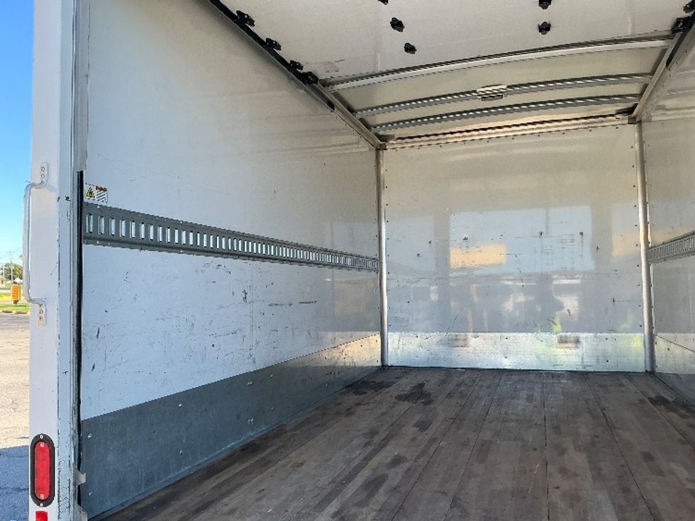 Light Duty Box Truck-Light and Medium Duty Trucks-GMC-2020-G33503-Elkhart-IN-63,138\n\t\tmiles-$ 26,500 - Image 10