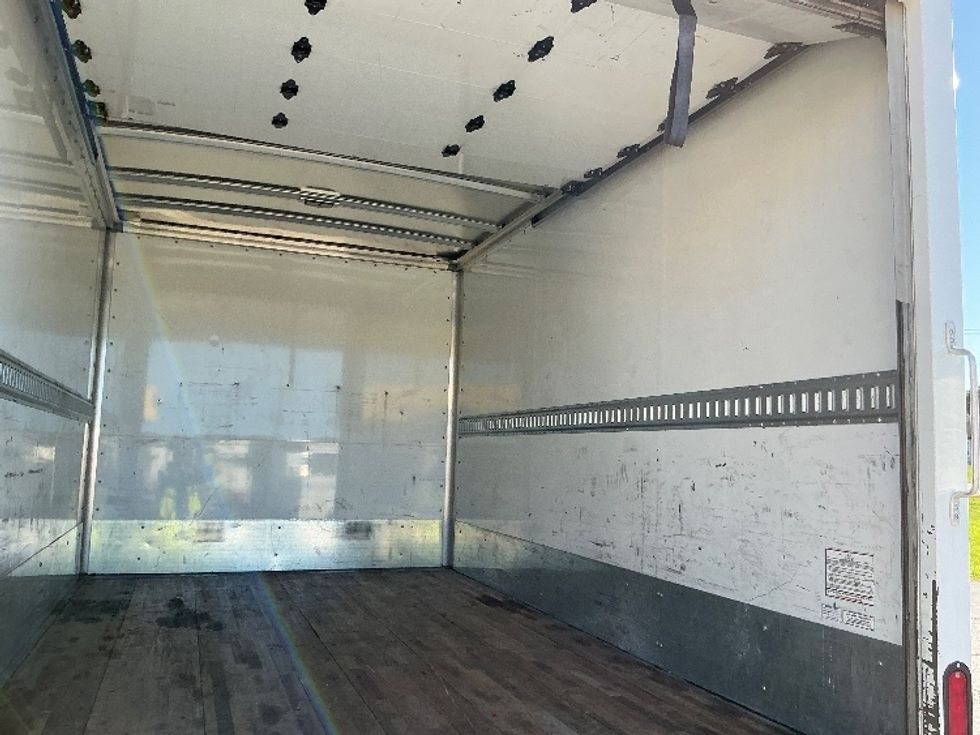 Light Duty Box Truck-Light and Medium Duty Trucks-GMC-2020-G33503-Elkhart-IN-63,138\n\t\tmiles-$ 26,500 - Image 11