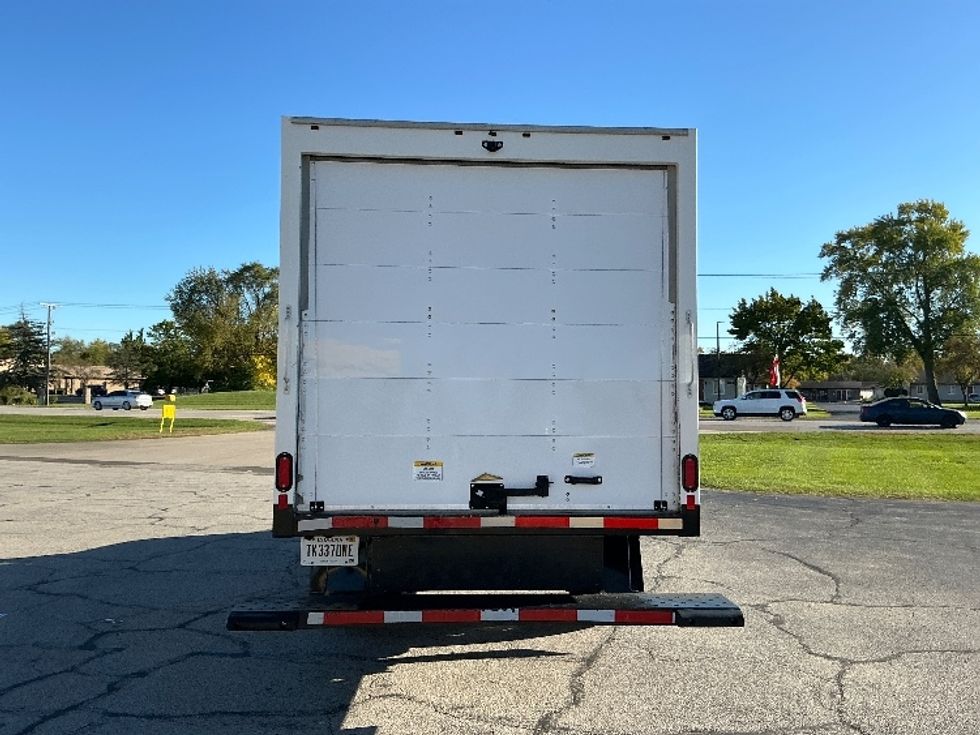 Light Duty Box Truck-Light and Medium Duty Trucks-GMC-2020-G33503-Elkhart-IN-63,138\n\t\tmiles-$ 26,500 - Image 7