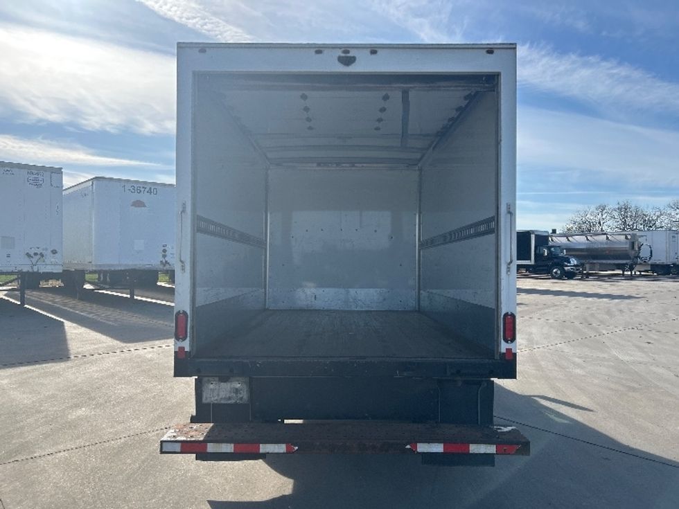 Light Duty Box Truck-Light and Medium Duty Trucks-GMC-2020-G33503-Goshen-IN-110,535\n\t\tmiles-$ 21,000 - Image 8