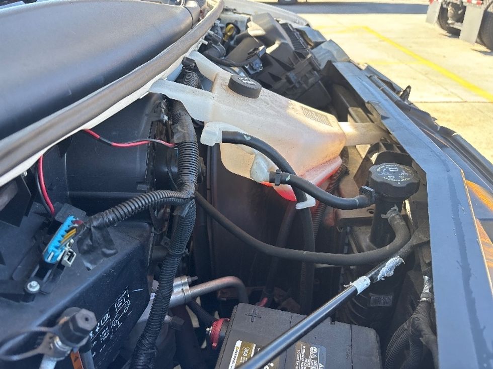 Light Duty Box Truck-Light and Medium Duty Trucks-GMC-2020-G33503-Kennesaw-GA-144,648\n\t\tmiles-$ 20,500 - Image 22