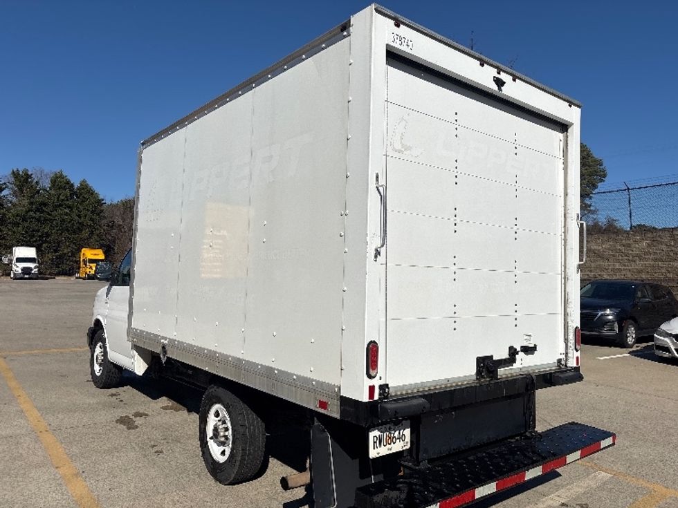 Light Duty Box Truck-Light and Medium Duty Trucks-GMC-2020-G33503-Kennesaw-GA-144,648\n\t\tmiles-$ 20,500 - Image 6