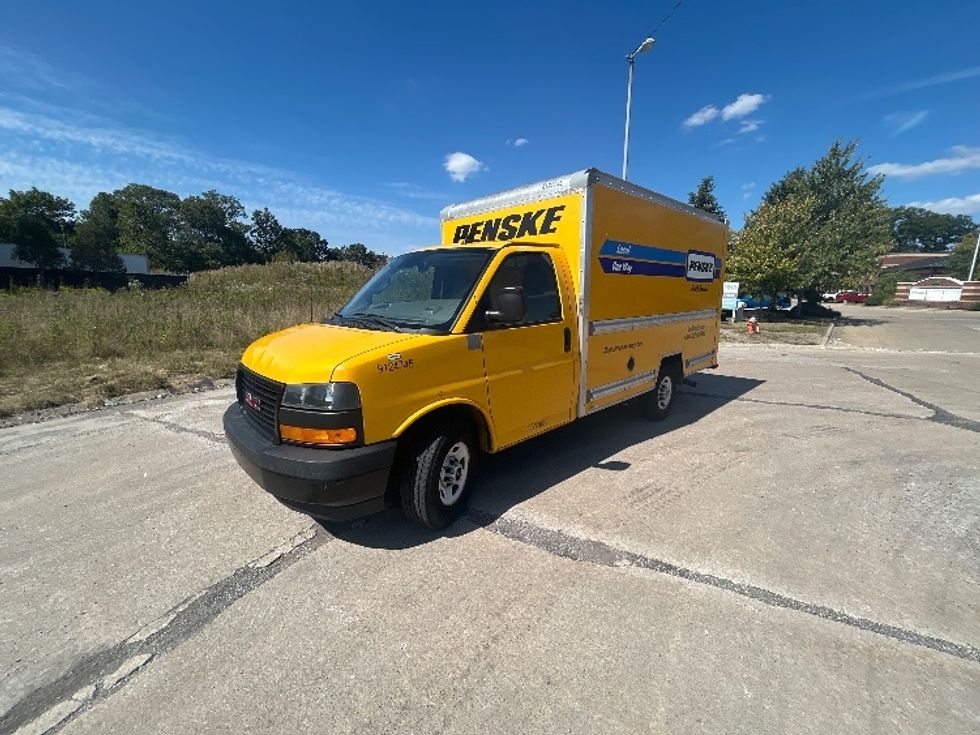 Light Duty Box Truck-Light and Medium Duty Trucks-GMC-2020-Savana G33503-Bowling Green-KY-98,214\n\t\tmiles-$ 24,500 - Image 1