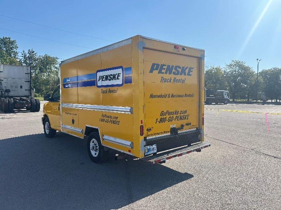 Light Duty Box Truck-Light and Medium Duty Trucks-GMC-2020-Savana G33503-Louisville-KY-89,620\n\t\tmiles-$ 25,250 - Image 6