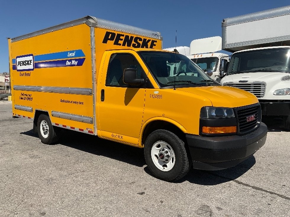 Used Light Duty Box Trucks for Sale in AR Penske Used Trucks