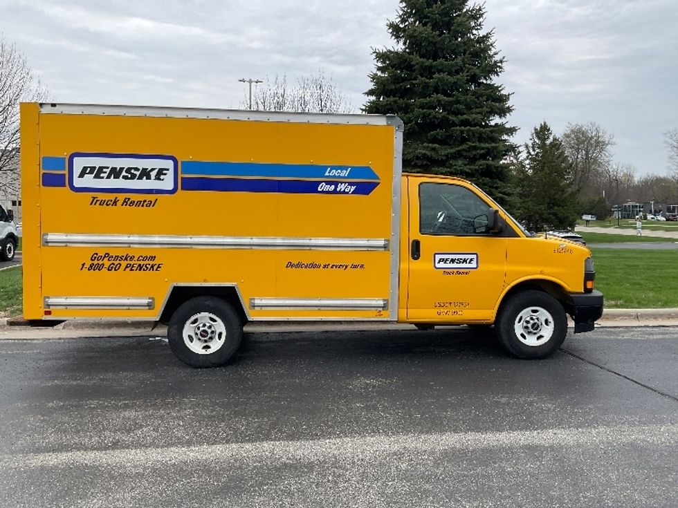 Light Duty Box Truck-Light and Medium Duty Trucks-GMC-2020-Savana G33503-Milwaukee-WI-91,249\n\t\tmiles-$ 23,750 - Image 14