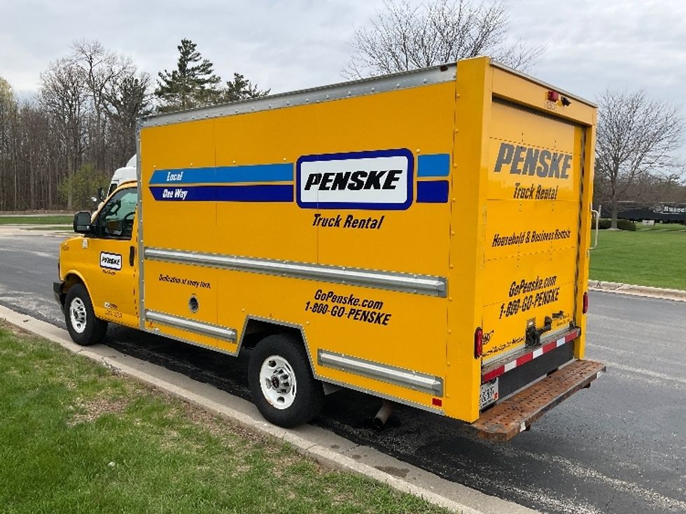 Light Duty Box Truck-Light and Medium Duty Trucks-GMC-2020-Savana G33503-Milwaukee-WI-91,249\n\t\tmiles-$ 23,750 - Image 6