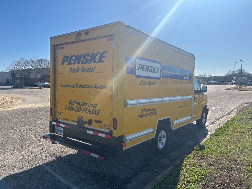 Light Duty Box Truck-Light and Medium Duty Trucks-GMC-2020-Savana G33503-Montgomery-AL-99,050\n\t\tmiles-$ 26,250 - Image 13