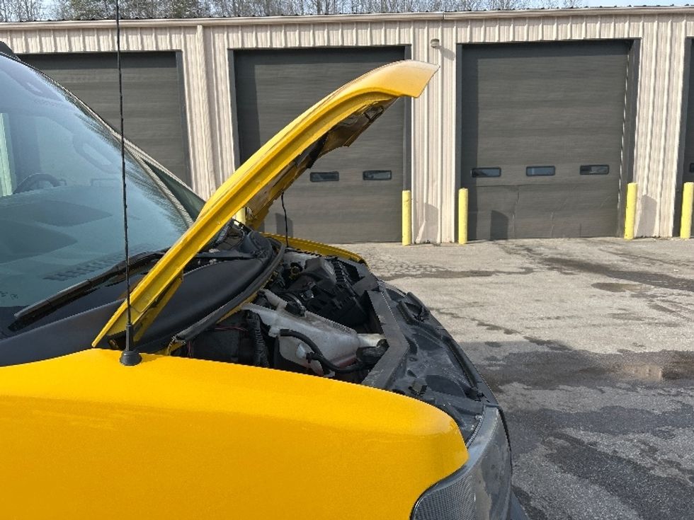 Light Duty Box Truck-Light and Medium Duty Trucks-GMC-2020-Savana G33503-Pittsburgh-PA-95,728\n\t\tmiles-$ 25,250 - Image 20