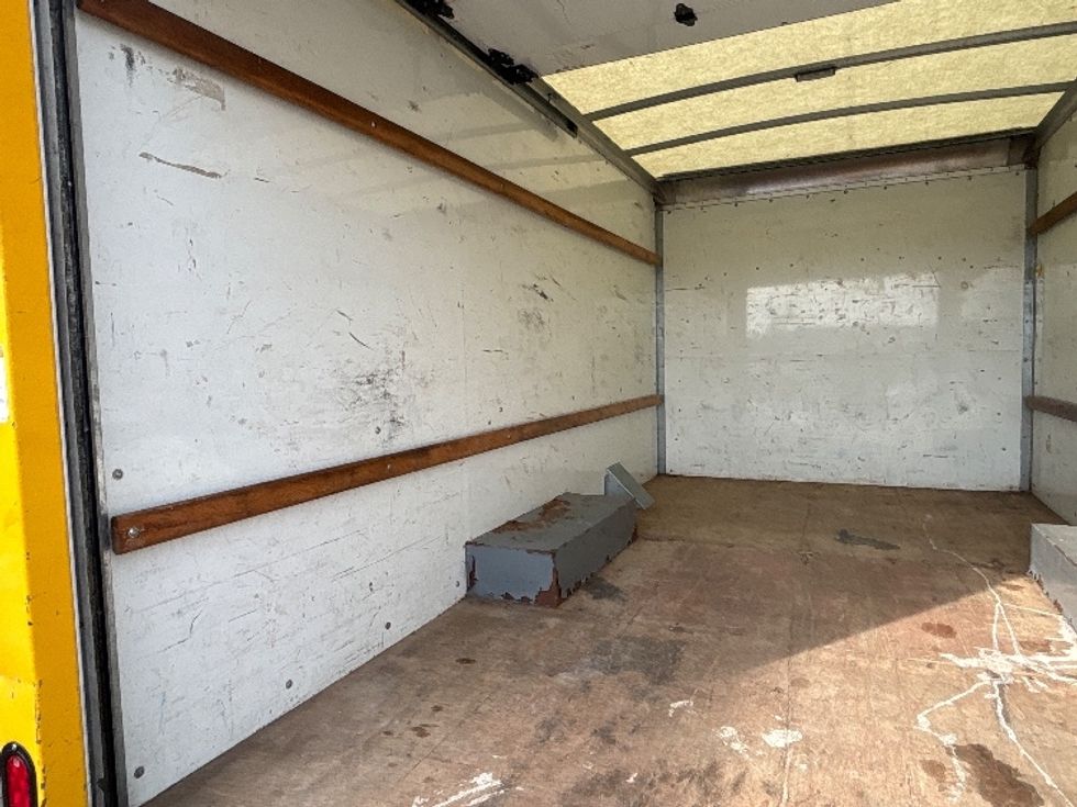 Light Duty Box Truck-Light and Medium Duty Trucks-GMC-2020-Savana G33503-Rockville-MD-100,079\n\t\tmiles-$ 24,250 - Image 10