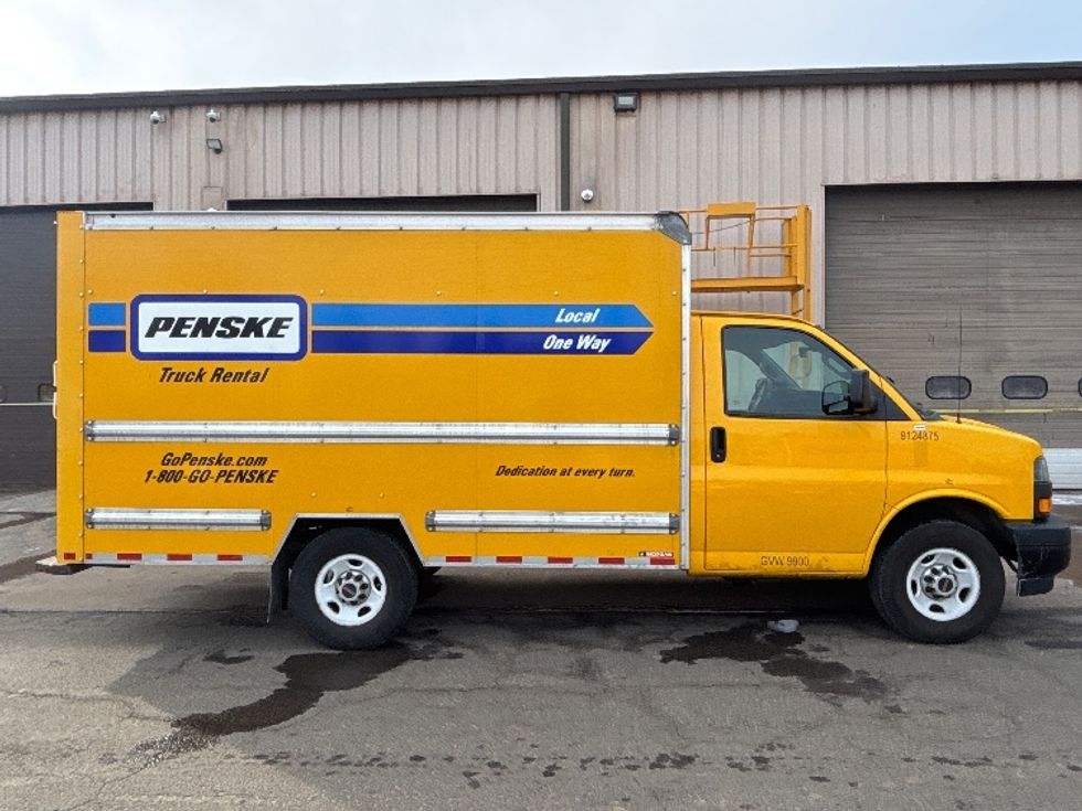 Light Duty Box Truck-Light and Medium Duty Trucks-GMC-2020-Savana G33503-Rockville-MD-100,079\n\t\tmiles-$ 24,250 - Image 15