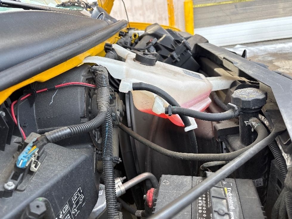 Light Duty Box Truck-Light and Medium Duty Trucks-GMC-2020-Savana G33503-Rockville-MD-100,079\n\t\tmiles-$ 24,250 - Image 24