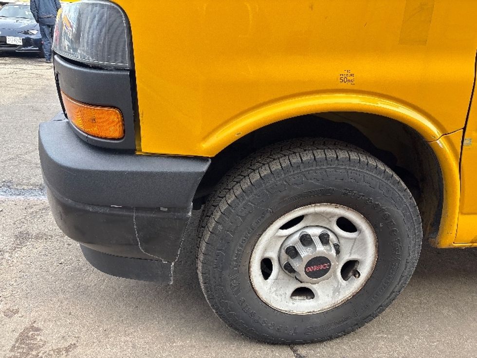 Light Duty Box Truck-Light and Medium Duty Trucks-GMC-2020-Savana G33503-Rockville-MD-100,079\n\t\tmiles-$ 24,250 - Image 29