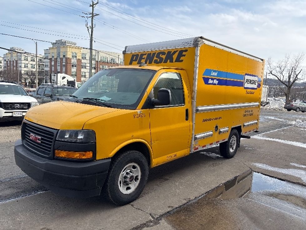 Light Duty Box Truck-Light and Medium Duty Trucks-GMC-2020-Savana G33503-Rockville-MD-100,079\n\t\tmiles-$ 24,250 - Image 3