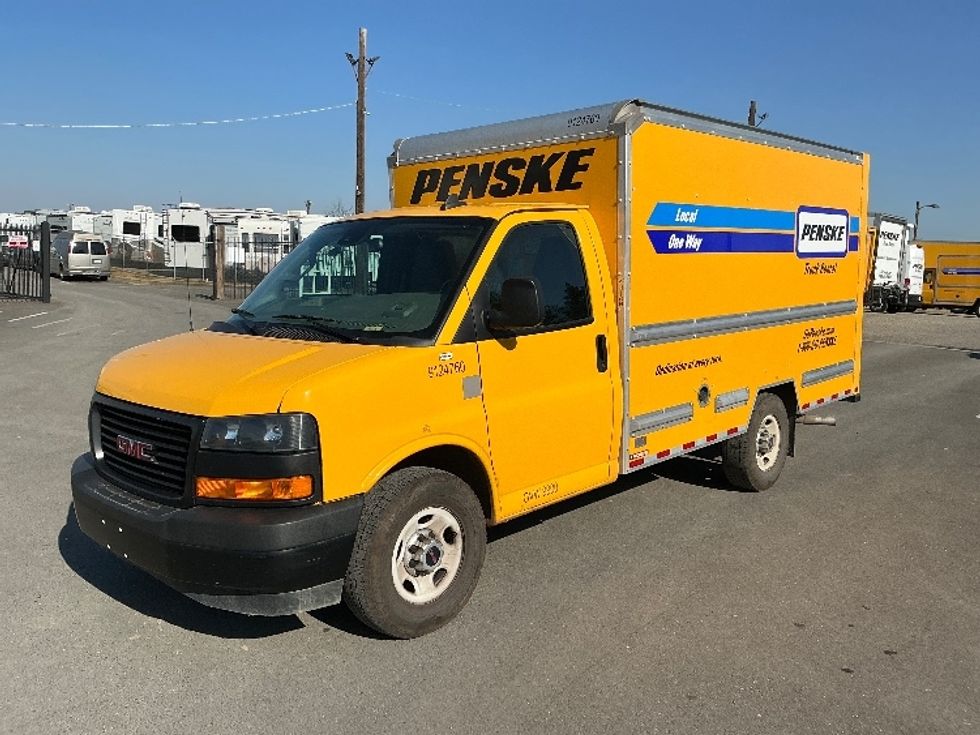 Light Duty Box Truck-Light and Medium Duty Trucks-GMC-2020-Savana G33503-Sacramento-CA-88,235\n\t\tmiles-$ 27,500 - Image 3