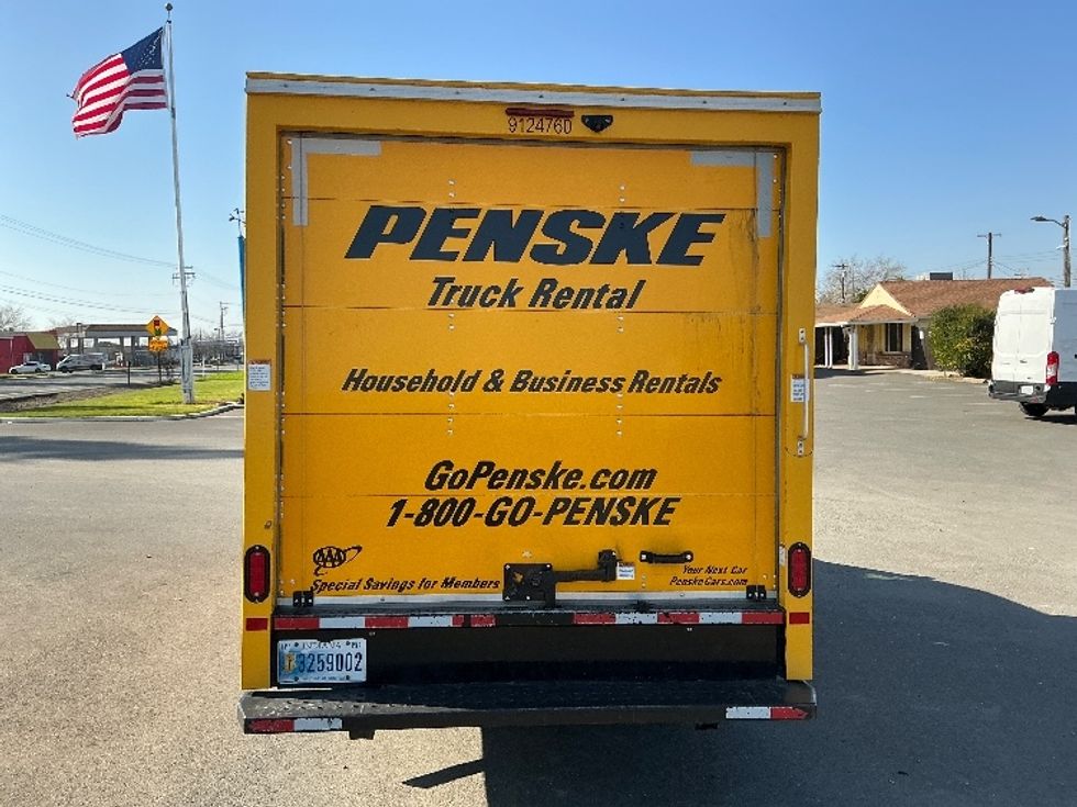 Light Duty Box Truck-Light and Medium Duty Trucks-GMC-2020-Savana G33503-Sacramento-CA-88,235\n\t\tmiles-$ 27,500 - Image 6