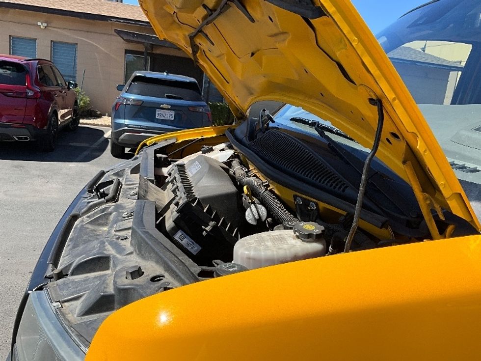 Light Duty Box Truck-Light and Medium Duty Trucks-GMC-2020-Savana G33503-West Sacramento-CA-80,291\n\t\tmiles-$ 28,500 - Image 21